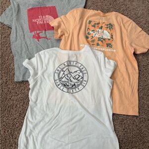The north face bundle shirts size m/l